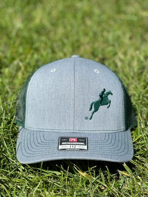 Snapback Trucker Hat Jumping Horse / Grey/Green