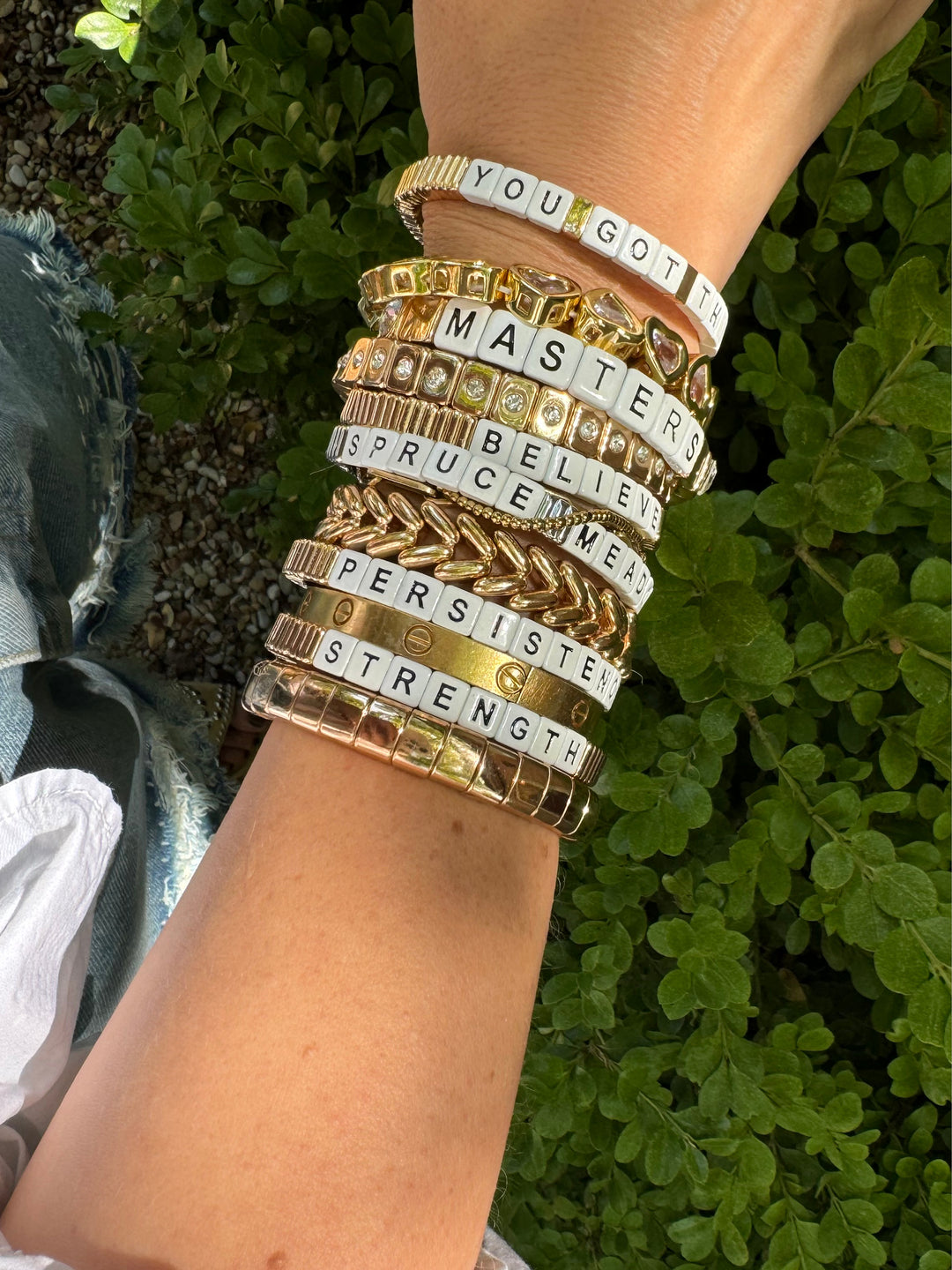 Bracelet: &
