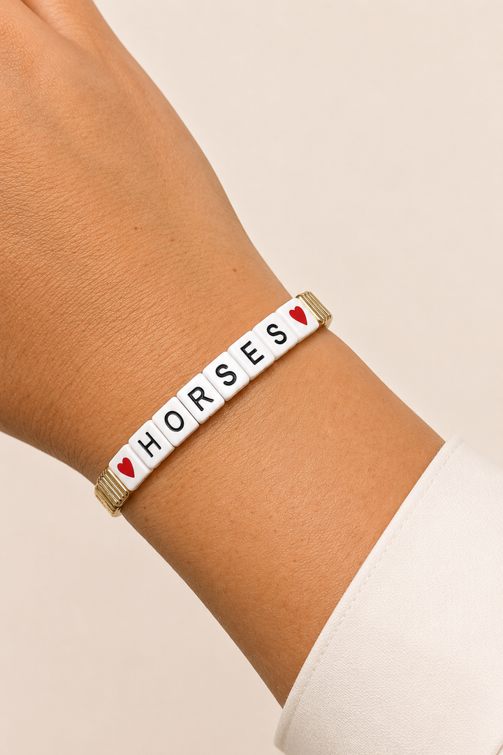 Bracelet: &