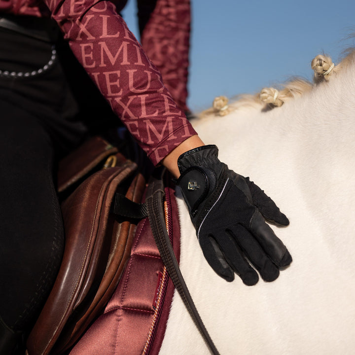 Crystal Gloves