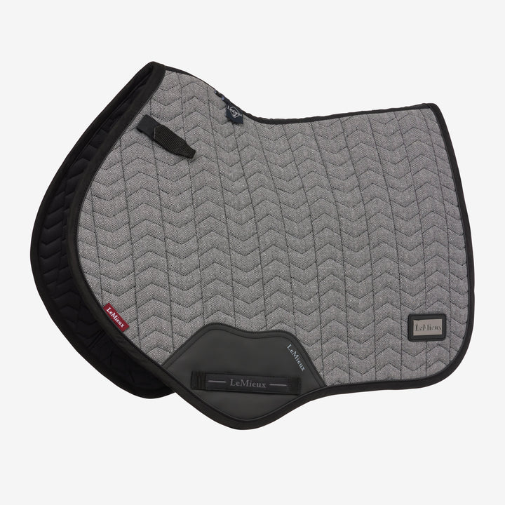 Aspen Close Contact Square