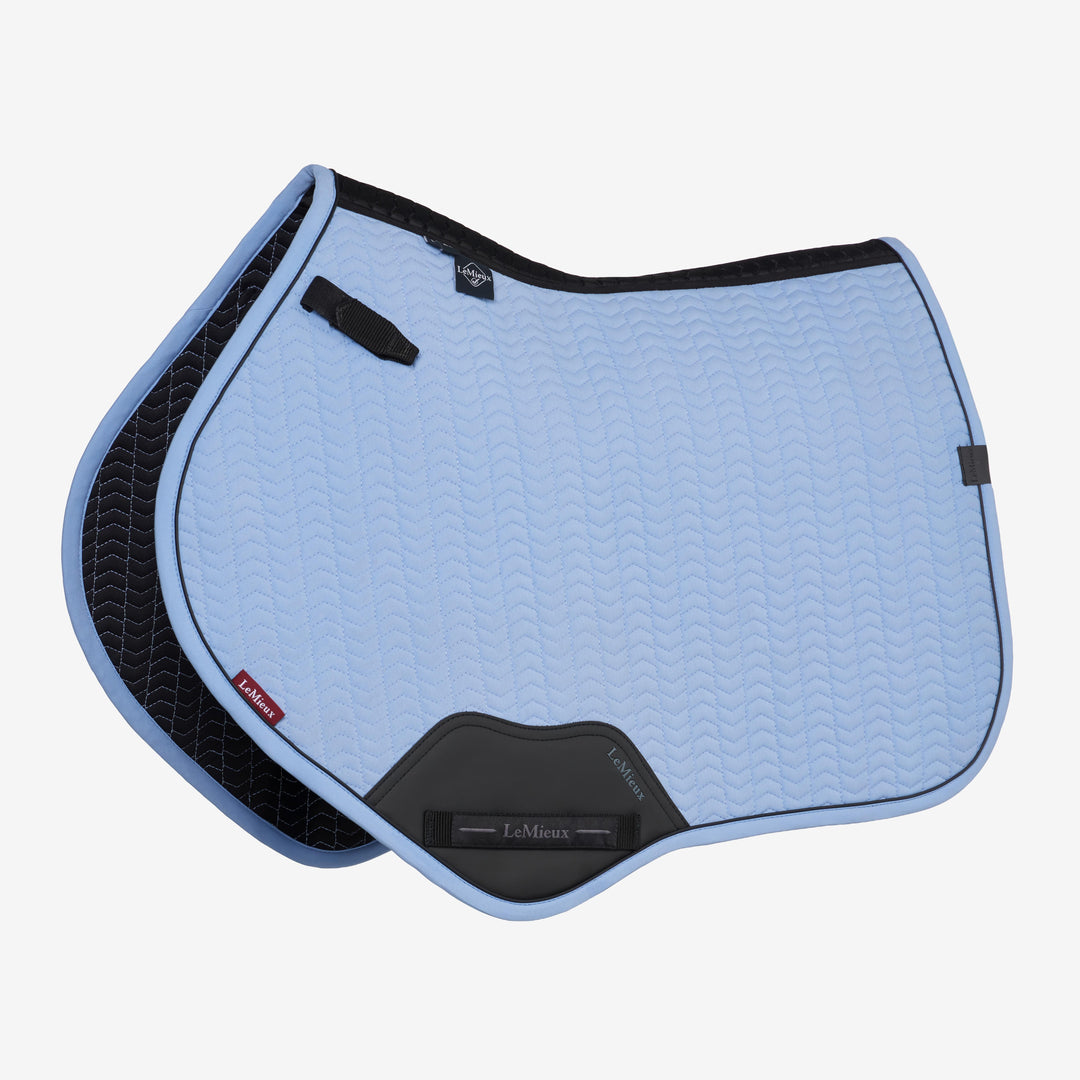 Essence Close Contact Square