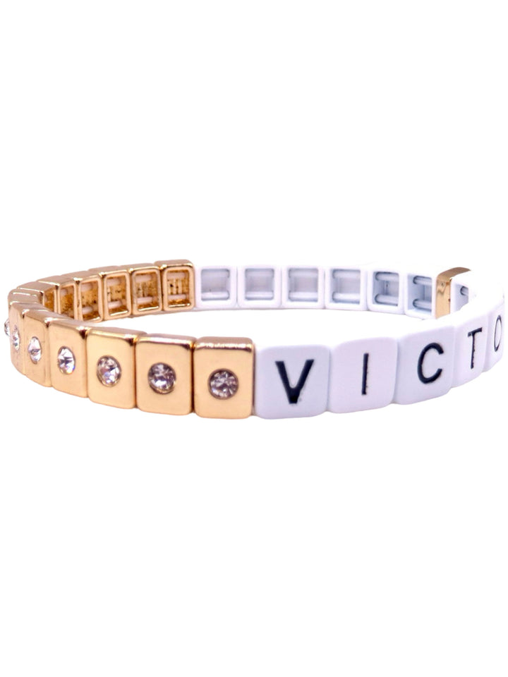 Bracelet: &