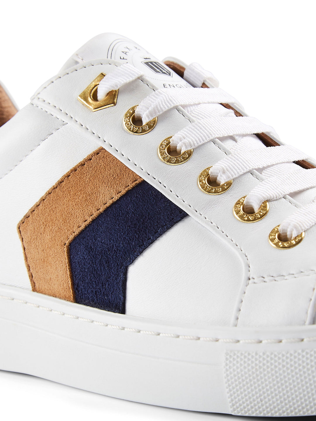 The Alexandra Trainer