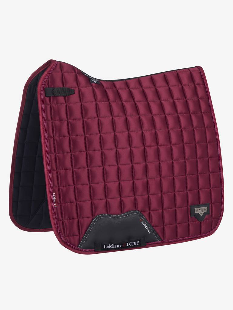 Loire Classic Dressage Square